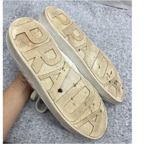 Prada Authentic Quilted Leather Sneakers Preloved Size 39 = US 9 - Picture 10 of 11